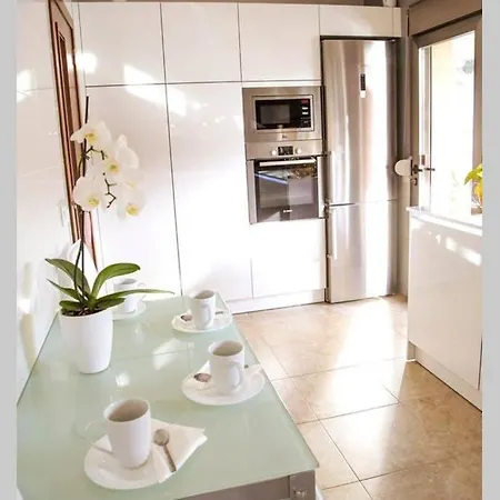 Casa Moderna Con Piscina *