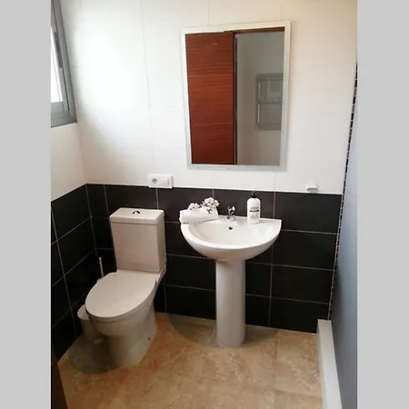 Casa Moderna Con Piscina *